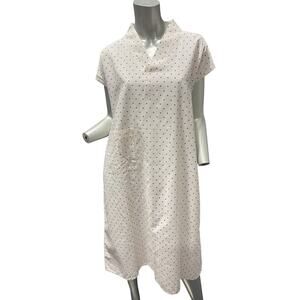 Vintage #A short-sleeved white red blue floral nightgown / lounge wear